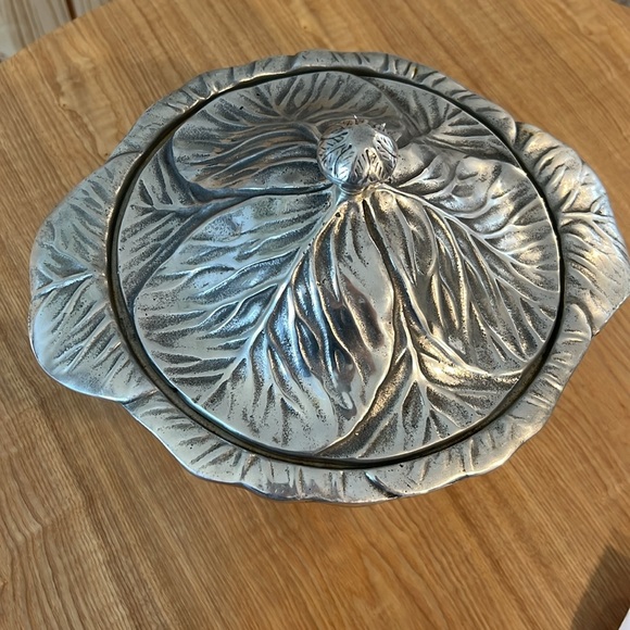 Peltrina Vintage Lettuce Cabbage Leaf Serving Dish - Picture 2 of 6